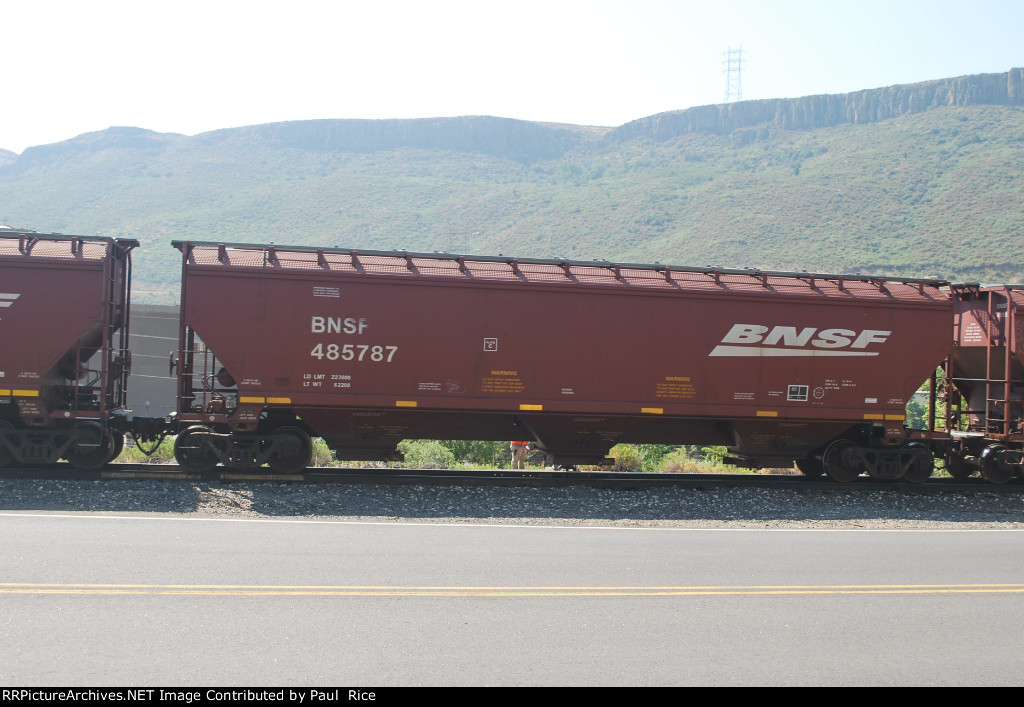 BNSF 485787